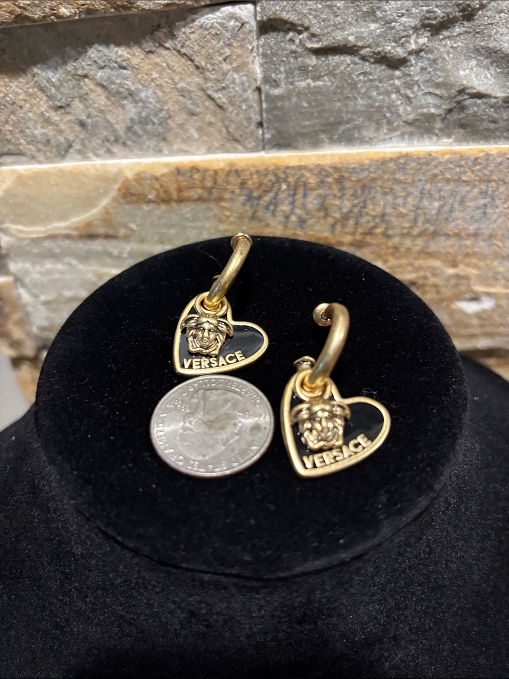 Black & Gold Heart Medusa Charm Hoop Earrings - Picture 5 of 5